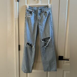 American Eagle Strigid Ripped Stovepipe Women’s Jeans